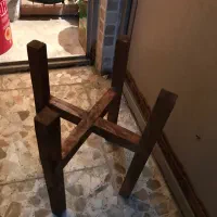 استند و گلدان چوبی و محکم وکاملا سالم دوتافقط ۱۸۰|صنایع دستی و سایر لوازم تزئینی|لاهیجان, گلستان|دیوار