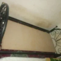 دو عدد تخت تک‌نفره