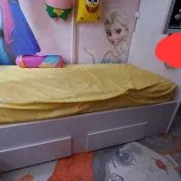 تخت و کمد فروش بعلت جابجایی|تخت و سرویس خواب|فومن, |دیوار