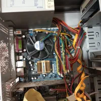 کامپیوتر|رایانه رومیزی|آبیک, |دیوار