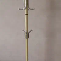 جا لباسی (رخت آویز)