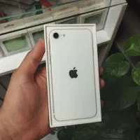 گوشی آیفون se2020
