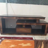 میز تلویزیون سالم بدون شکستگی