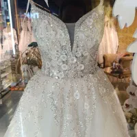 لباس عروس|لباس|شاهین‌شهر, عطار|دیوار