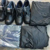 فروش کفش و لباس کار