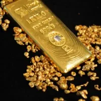 مقداری طلا نونو ۶درصد بالای تابلو