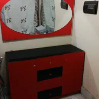 میز و کمد