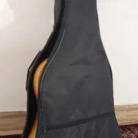 گیتار با کیف|گیتار، بیس، امپلیفایر|بروجرد, |دیوار