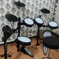 درام الکترونیک