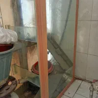 آکواریوم بزرگ شیشه ای