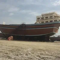 لنج سازی قشم پی پشت.