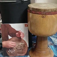 تمبک|سازهای سنتی|اصفهان, باغ زرشک|دیوار