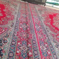 دوعدد فرش ۳در۴ و مبل