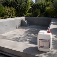 اجرا و آب بندی استخر و عایق پشت بام