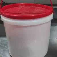 سطل پلاستیکی