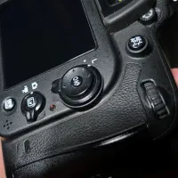دوربین Nikon D7200