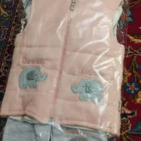 لباس های بچه. همگی نو