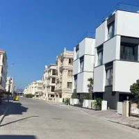 فروش-126-متری-فاز-7-صدف-سه-خوابه