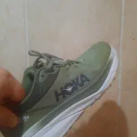 کتانی برند هوکا