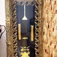 ویترین و ساعت برنجی