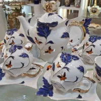 چایخوری و کیک خوری قدیمی برجسته