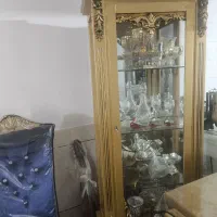 مبل هفت نفره +میز ناهارخوری 4نفره+ویترین|مبلمان خانگی و میز عسلی|اصفهان, دستگرده|دیوار