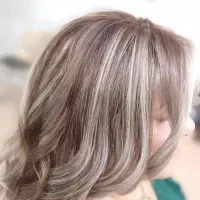 رنگ و لایت مو آف 50%|خدمات آرایشگری و زیبایی|رشت, استقامت ۱|دیوار