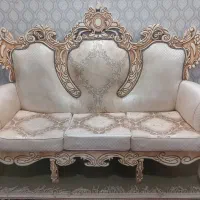 مبل ۷ نفره در حد نو با میز وسط