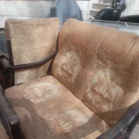 یک دست مبل ۷نفره،یه صندلی اصلاح،ومیز تحریر|مبلمان خانگی و میز عسلی|فولادشهر, A6|دیوار