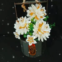 باکس گل و گل تک شاخه مناسب برای روز مادر