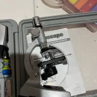 میکروسکوپ دانش آموزی