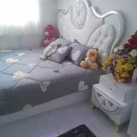 تخت خواب دو نفره چراغ دار