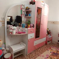 کمد و میزارایش وپاتختی|تخت و سرویس خواب|اراک, |دیوار