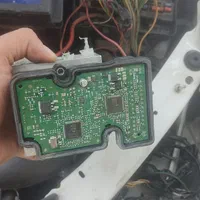 تعمیرات انواع یونیت ای بی اس و پمپ abs وESCدرغرب|خدمات موتور و ماشین|تهران, شهرک ولیعصر جنوبی|دیوار