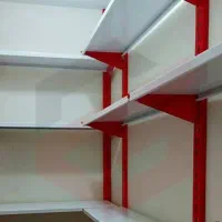 یک عدد ویترین نو قرمز رنگ ۱مترنیم به فروش میرسد|فروشگاه و مغازه|کوهدشت, |دیوار