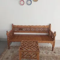 مبل ۳نفره و عسلی سنتی چوب روس سنتی|مبلمان خانگی و میز عسلی|مرودشت, پشت سایپا‎|دیوار