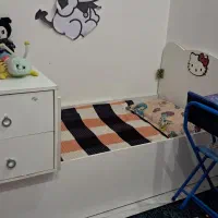 تخت وکمدویترین تشک رویال|اسباب و اثاث بچه|قزوین, |دیوار