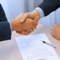 وکیل پایه یک قراردادها