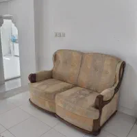 مبل مدل آمریکایی، ۶ نفره، چوب گردو، فوم سرد|مبلمان خانگی و میز عسلی|همدان, |دیوار