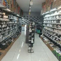 استخدام فروشنده و شاگرد