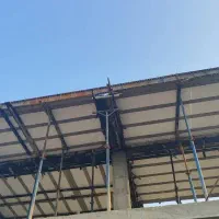 مهندس عمران  یا معماری خانم