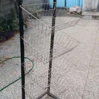 قفسه چیپس و پفک و محصولات دیگر