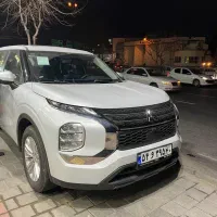 میتسویشی اوتلندر  m line نقدو اقساط