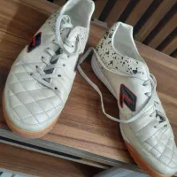 کتونی فوتسالQILOOبرند کیلو اورجینال