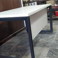 میز اداری فلزی اسپرت