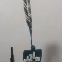 یک عدد گردنبنده زندان بافت داخل زندان بافت شده