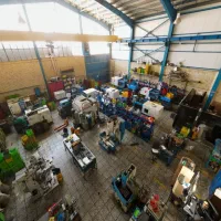 استخدام کارگر ساده (اپراتور دستگاه تزریق)