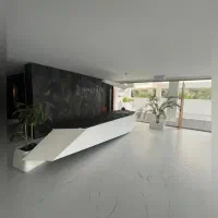 مدرن  ۱۳۵ متر  سه خواب لابی من روف گاردن دیباجی