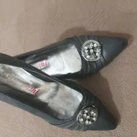 کفش|کیف، کفش، کمربند|سلماس, |دیوار