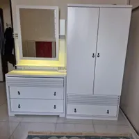 کمد و دراور اینه دار